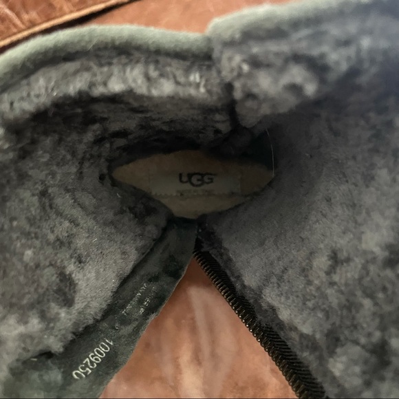 Ugg Collection Abree Boots - made in Italy - Picture 9 of 10